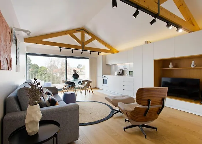 Boutique Rentals-primrose Terrace&garage * Porto