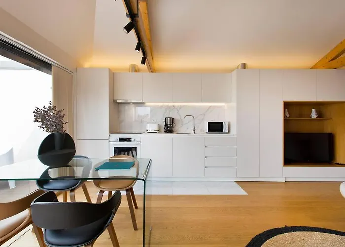 Boutique Rentals-primrose Terrace&garage Apartment Porto